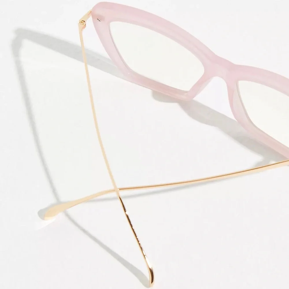 DIFF Mila Bluelight Glasses Coquille Pink & Gold Frame Blue Blocking Lenses